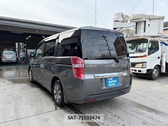 Honda e 2013-09 8549547-7