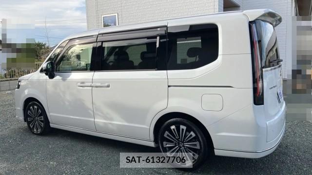 Honda e 2025-07 8550213-10