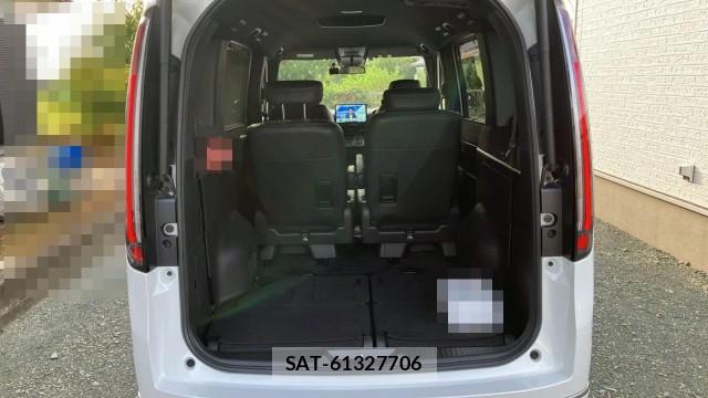 Honda e 2025-07 8550213-17