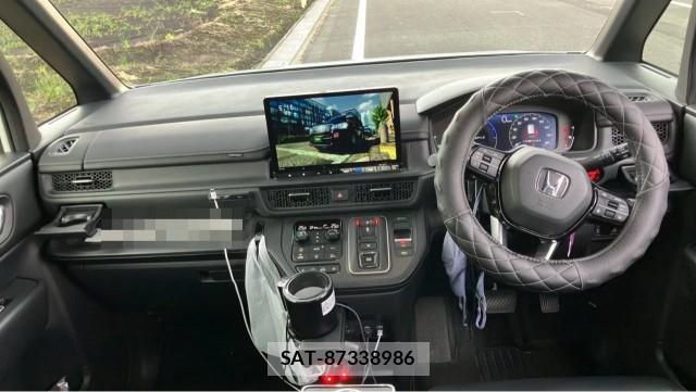 Honda e 2024-08 8550323-2