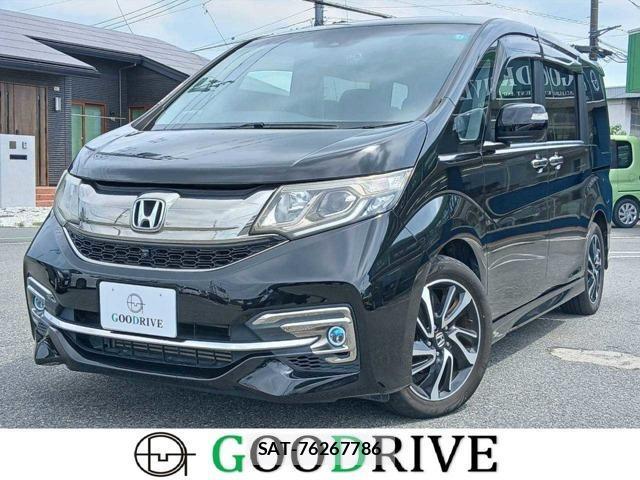 Honda e 2015-11 8551086-0