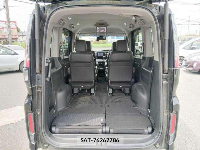 Honda e 2015-11 8551086-10