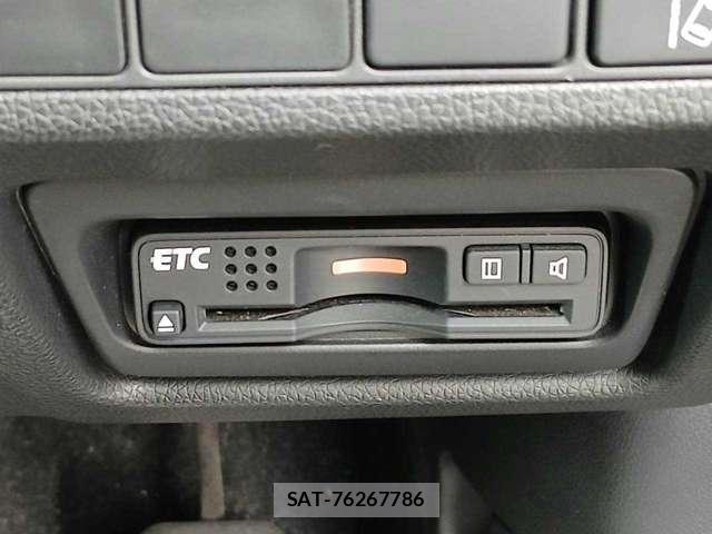 Honda e 2015-11 8551086-16