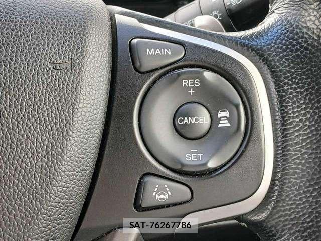 Honda e 2015-11 8551086-19