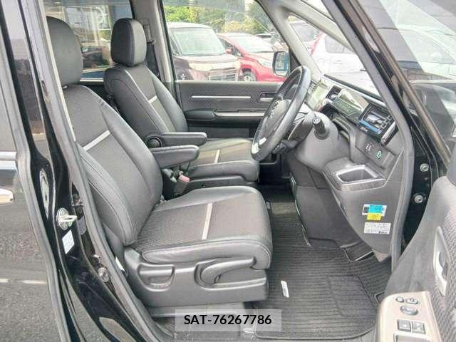 Honda e 2015-11 8551086-5