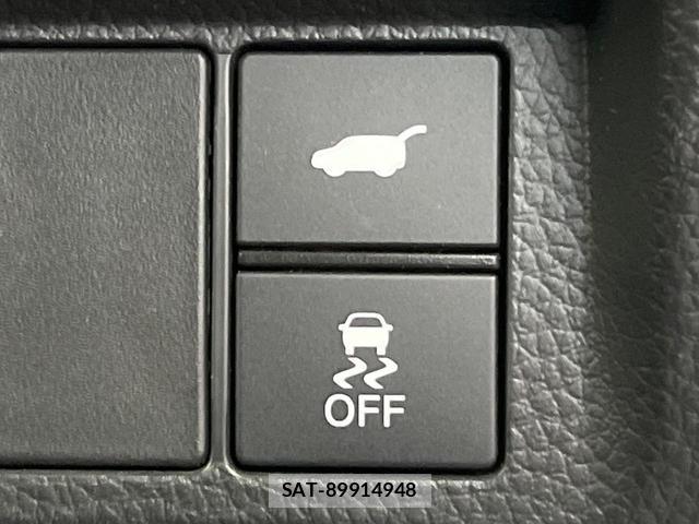 Honda e 2023-10 8551095-6