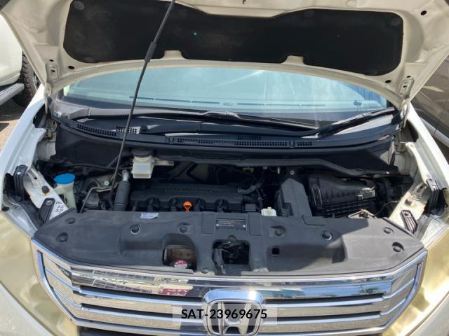Honda e 2010-01 8551155-10