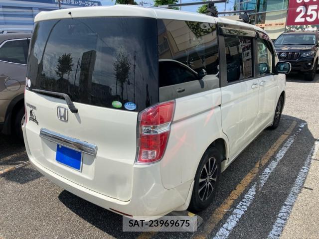 Honda e 2010-01 8551155-3