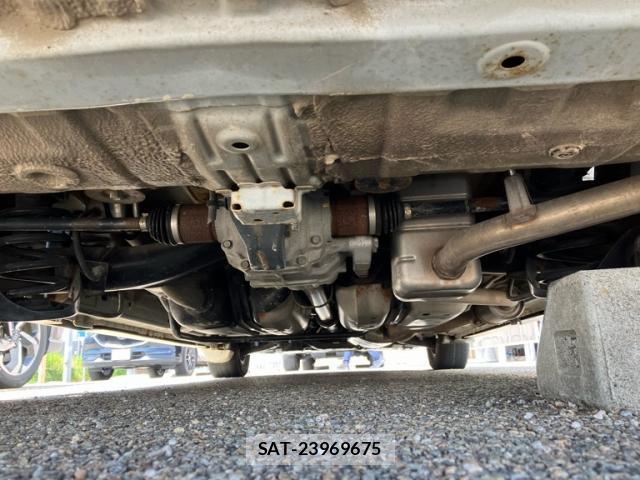 Honda e 2010-01 8551155-6