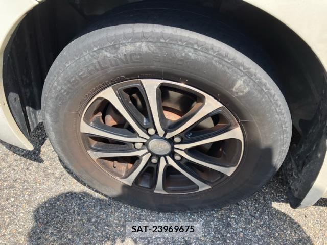 Honda e 2010-01 8551155-9