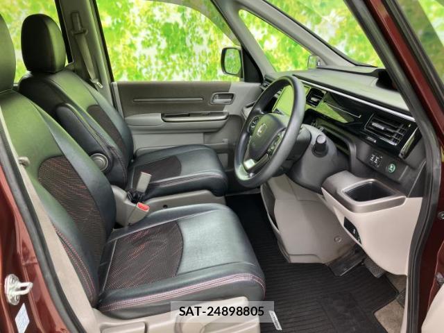 Honda e 2017-08 8552459-4