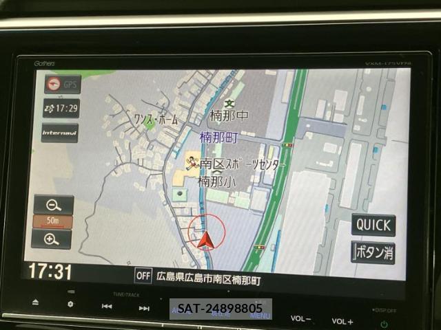 Honda e 2017-08 8552459-8