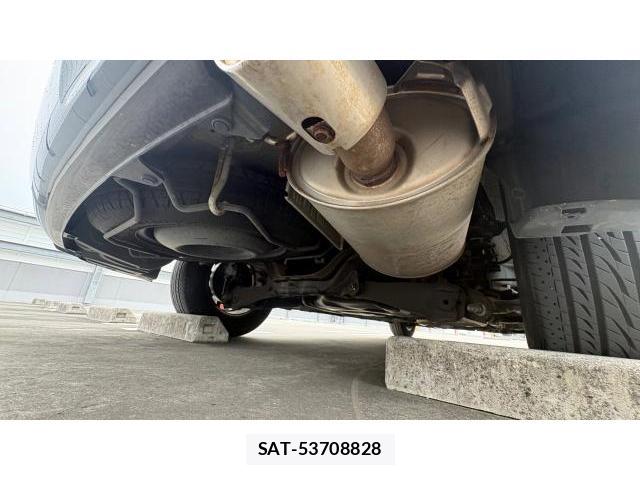 Honda STREAM 2010 8548878-16