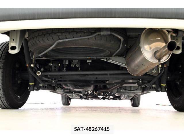 Toyota SUCCEED 2017-07 8551646-9