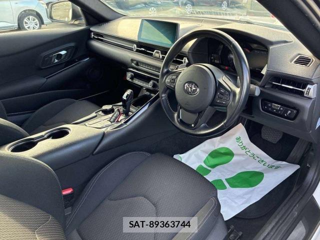 Toyota SUPRA 2020-02 8547920-3