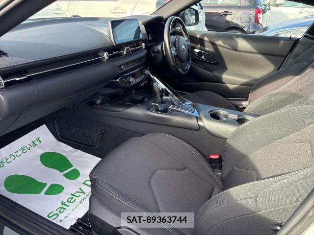 Toyota SUPRA 2020-02 8547920-4
