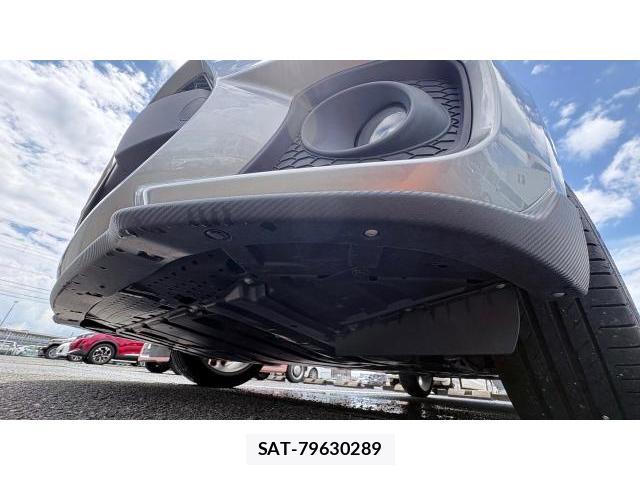 Suzuki SWIFT 2023-10 8548880-19