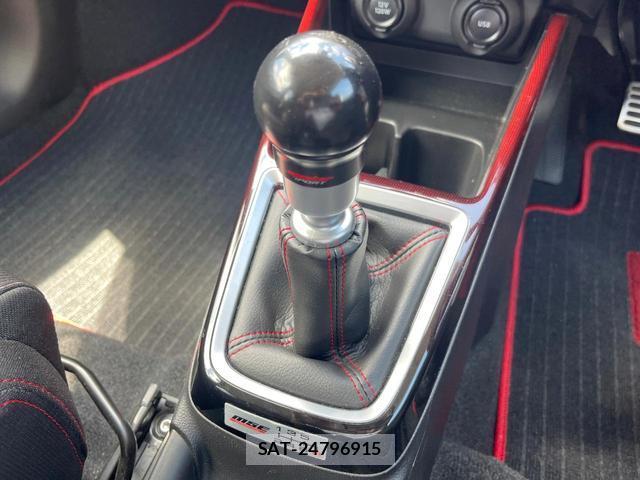 Suzuki SWIFT 2024-09 8549239-2