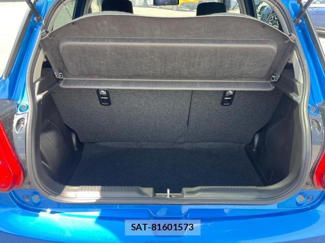 Suzuki SWIFT 2023-08 8549243-11