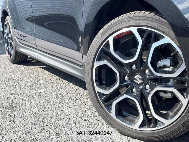 Suzuki SWIFT 2024-03 8549538-12