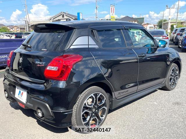 Suzuki SWIFT 2024-03 8549538-16