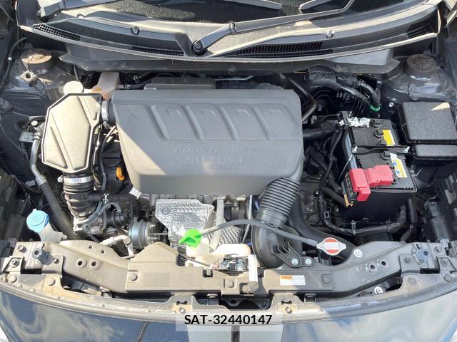 Suzuki SWIFT 2024-03 8549538-17