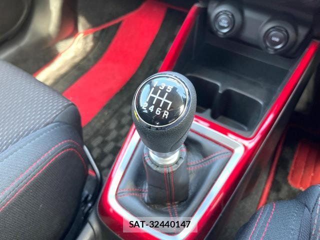 Suzuki SWIFT 2024-03 8549538-4