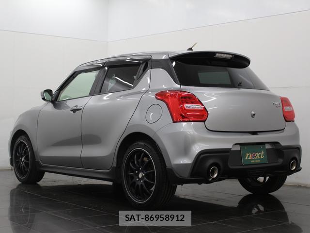Suzuki SWIFT 2023-06 8551041-17