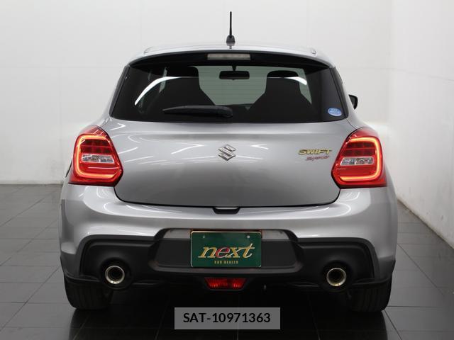 Suzuki SWIFT 2020-02 8551042-3