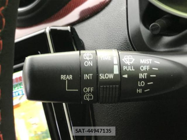 Suzuki SWIFT 2023-12 8552260-14