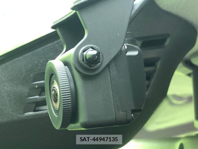 Suzuki SWIFT 2023-12 8552260-17