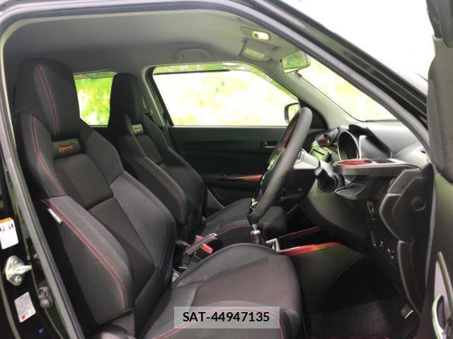 Suzuki SWIFT 2023-12 8552260-3