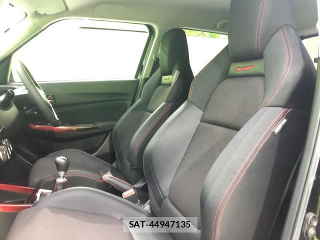 Suzuki SWIFT 2023-12 8552260-5