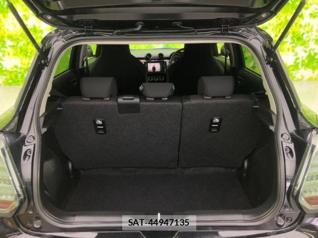 Suzuki SWIFT 2023-12 8552260-7