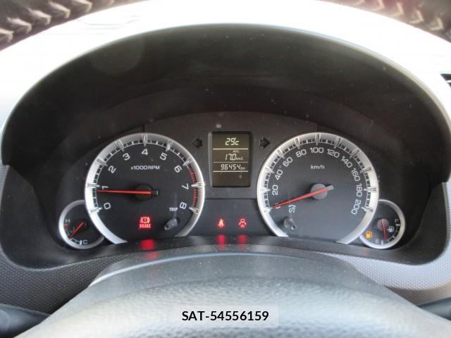 Suzuki SWIFT 2014-03 8545751-19