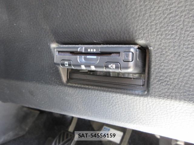 Suzuki SWIFT 2014-03 8545751-7