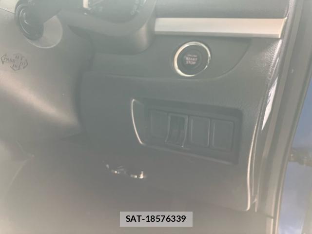 Suzuki SWIFT 2010-09 8547431-11
