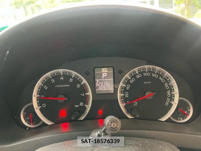 Suzuki SWIFT 2010-09 8547431-18