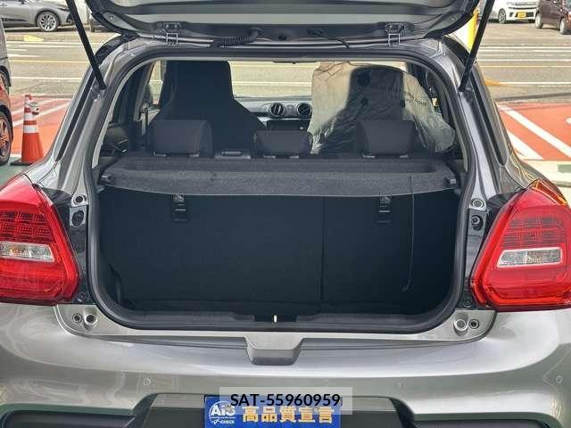Suzuki SWIFT 2025-03 8549070-10