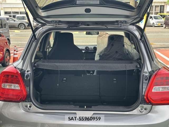 Suzuki SWIFT 2025-03 8549070-11