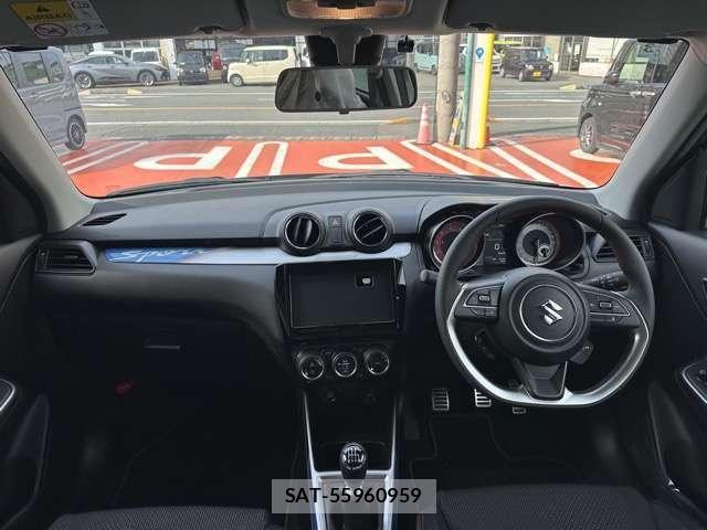 Suzuki SWIFT 2025-03 8549070-2