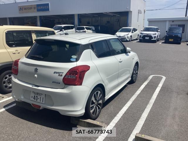 Suzuki SWIFT 2019-09 8550548-1