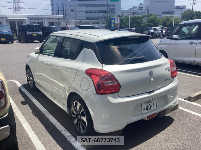 Suzuki SWIFT 2019-09 8550548-2