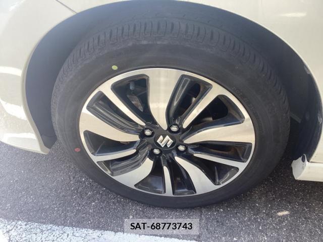 Suzuki SWIFT 2019-09 8550548-4