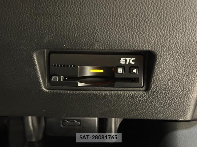Suzuki SWIFT 2019-03 8551252-10