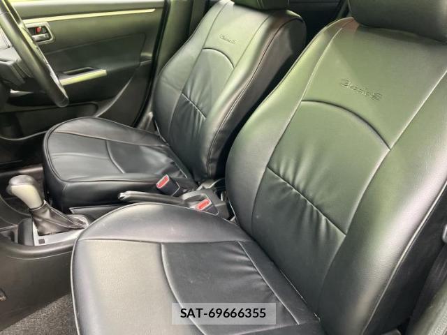Suzuki SWIFT 2013-01 8552658-5
