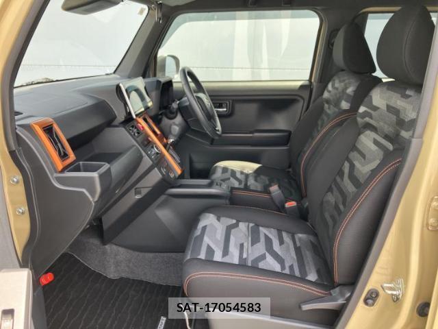 Daihatsu TAFT 2021-09 8552492-5