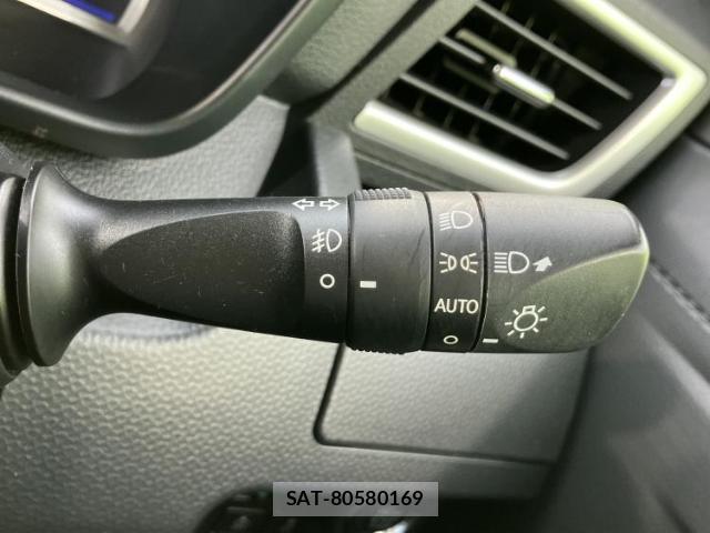 Toyota TANK 2018-04 8545769-16