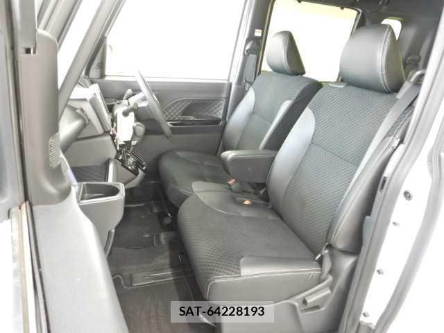 Daihatsu TANTO 2022-04 8545568-16