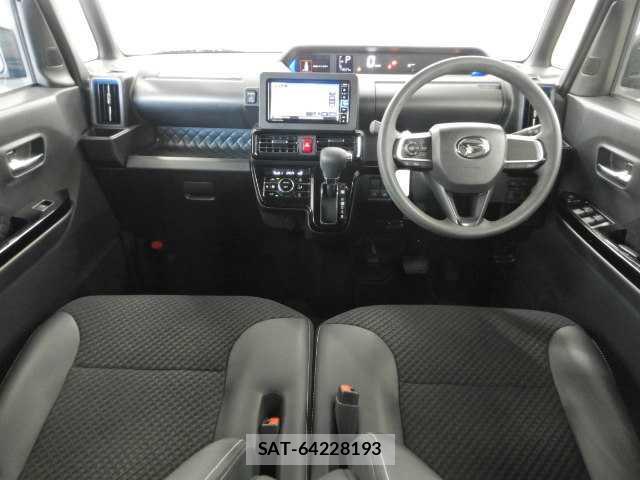 Daihatsu TANTO 2022-04 8545568-2